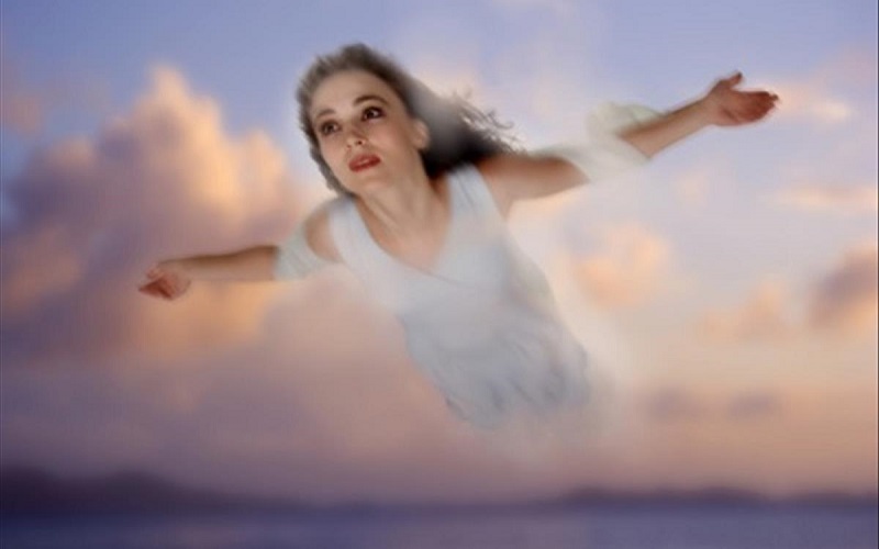 Mơ thấy ma rượt đuổi nên đánh con gì?